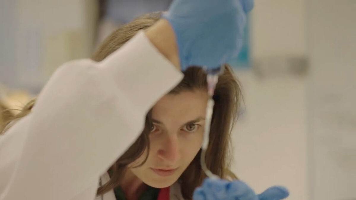 Aoibhin Sheedy in lab